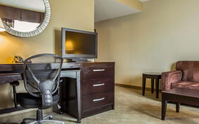 Comfort Suites Lake Norman - Huntersville