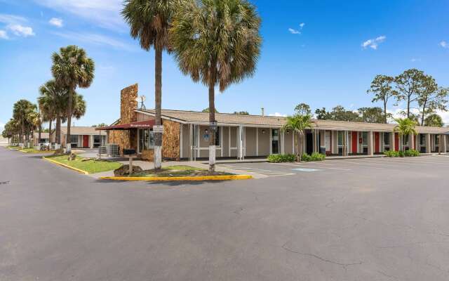 Super 8 by Wyndham Kissimmee-Orlando