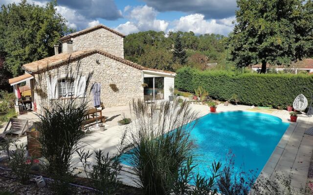 Domaine des 3 Cyprès Chez Nath & Pat