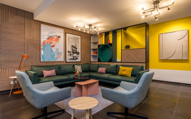 Holiday Inn Eindhoven Centre by IHG - Image 2