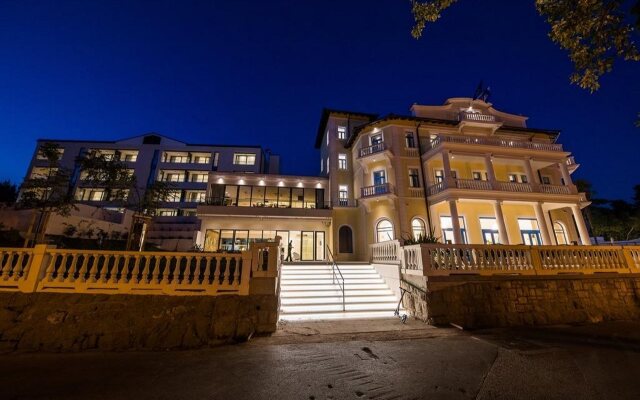 hotelImage