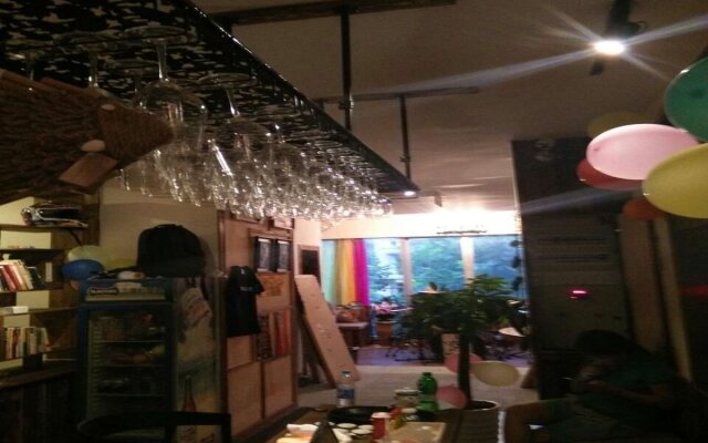 Lutuo Hostel Jinqiao