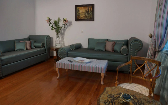 Athens Family Apartments