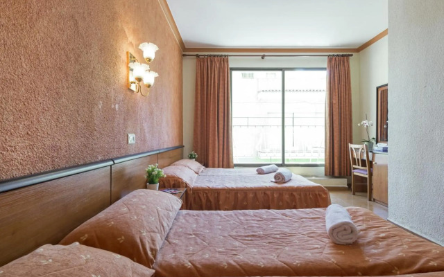 Marisol Hotel