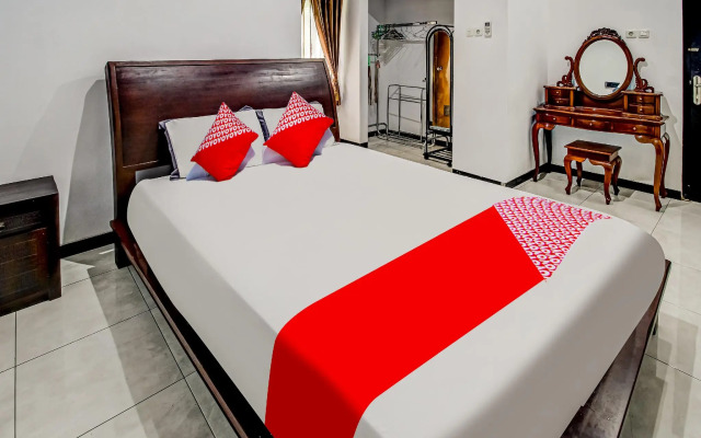 Collection O 90961 Lotu's Garden Syariah