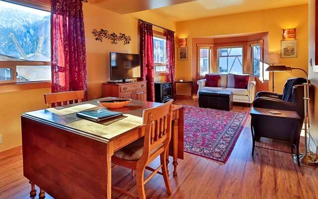 Solstice Suites