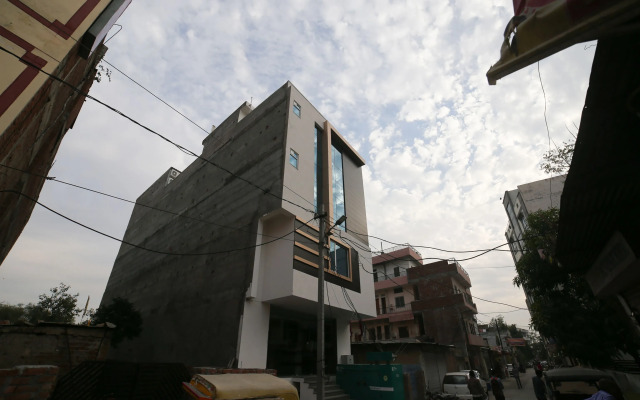 OYO 24565 Hotel Morgan