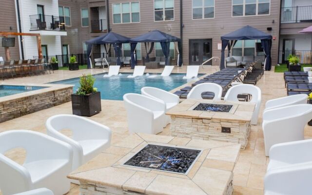 Kasa Clayton Apartments