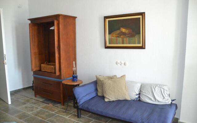 Sea view studio 2