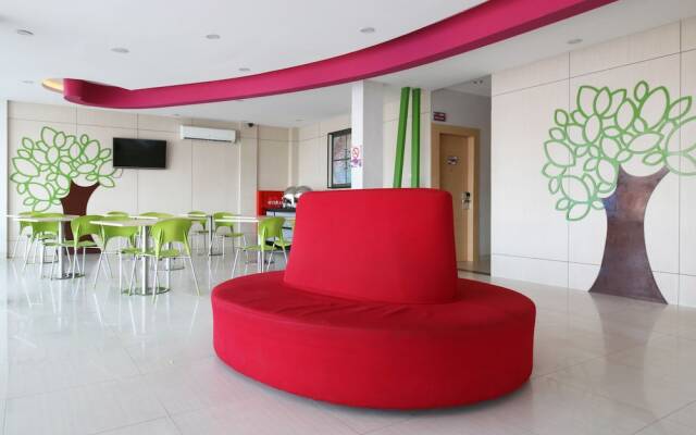 Airy Tampan HR Soebrantas KM 11,5 Pekanbaru