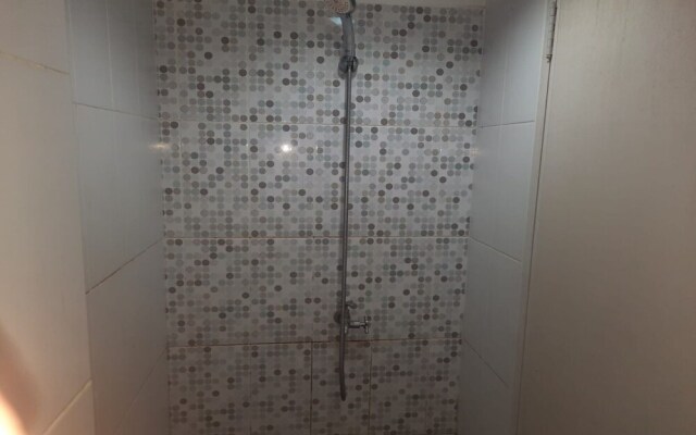 Hotel O Apartemen Grand Sentraland by Mira