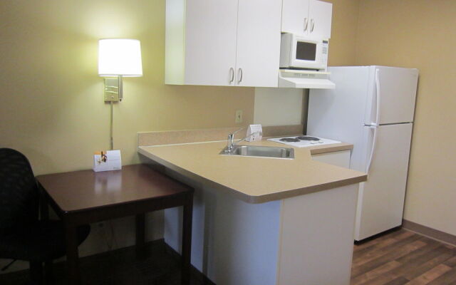 Extended Stay America Select Suites Fayetteville Owen Dr