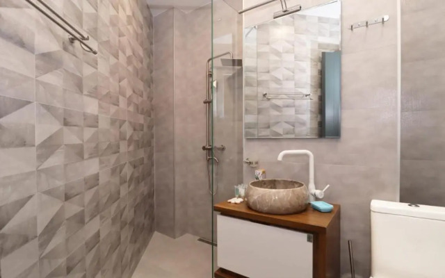 Luxurious 3br Apartment W Stunning Views