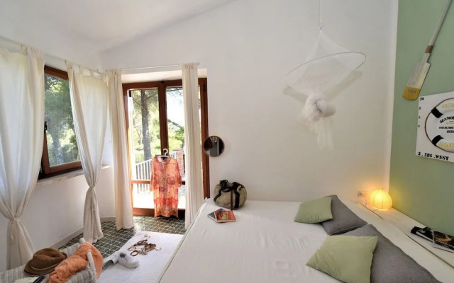 Belvilla by OYO Villa Alexa