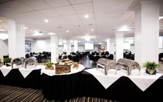 Cambridge Hotel and Conference Centre