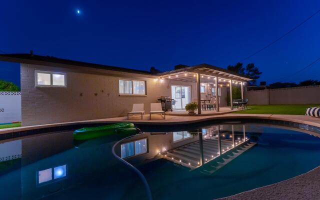 Splash Relax in Scottsdale