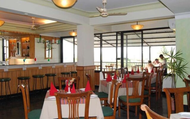 Palmarinha Resort & Suites