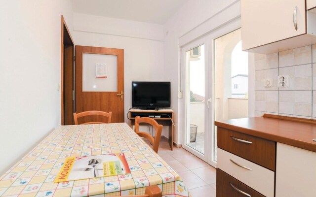 Awesome Home in Mandre With Wifi and 1 Bedrooms