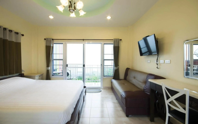 Viewpoint Khaokoh Hotel