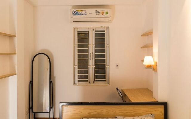 Mom's House Hostel