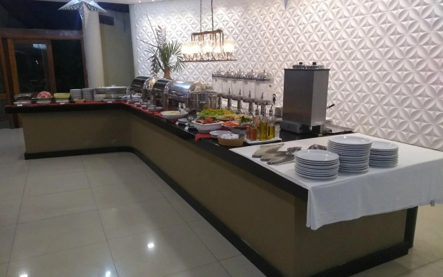 Floral Inn Family Hotel