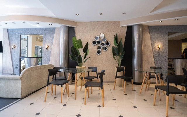 Hotel Marilian