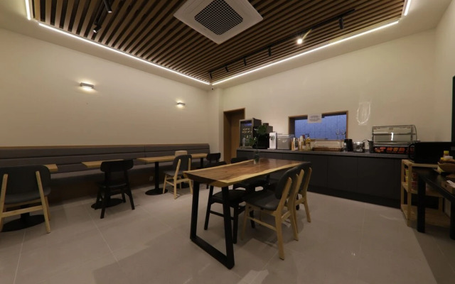 YAJA Hotel