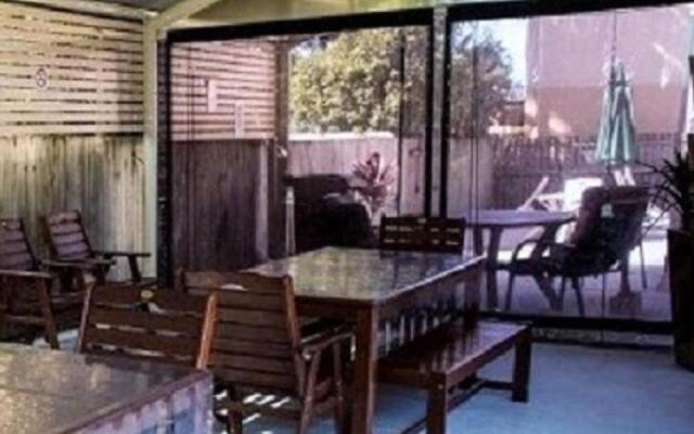 Garden City Motor Inn
