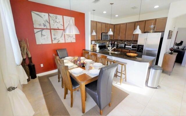 Bella Vida Resort 470 - Four Bedroom Villa with Private Pool