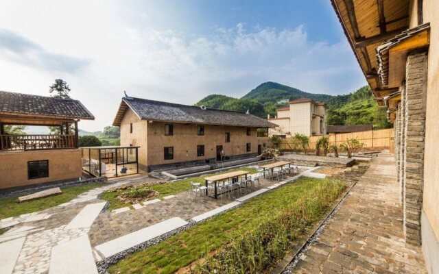 Qiansu Old Soul Country House