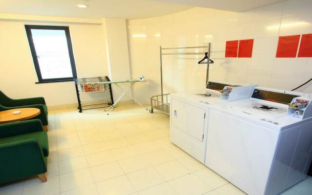 Hangzhou Haiwaihai Holiday Hotel