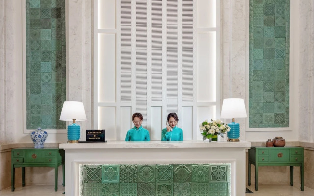 Minasi HanoiOi Lakeside Hotel