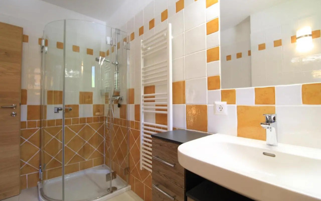 FeWo KITZ - Ski-to-door Apartment