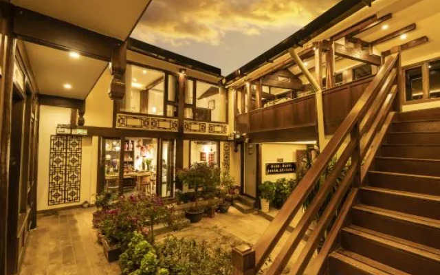 Wuhuashizhilv Hostel