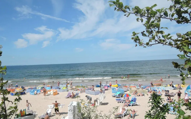 House in Dziwnow by the Water and Beach