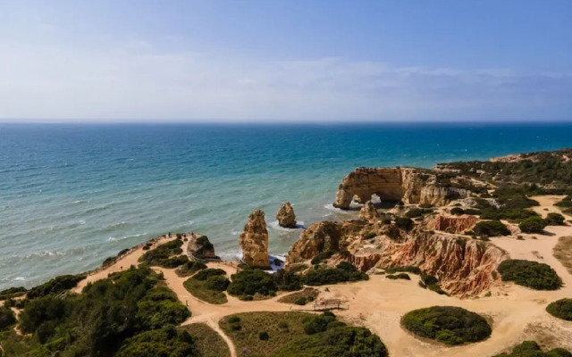 11 Marinha Two Bedroom Apt at Praia do Marinha