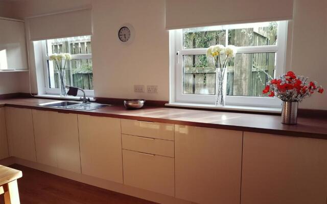 Yvi's 2Bedroom 2Bathroom Apartment