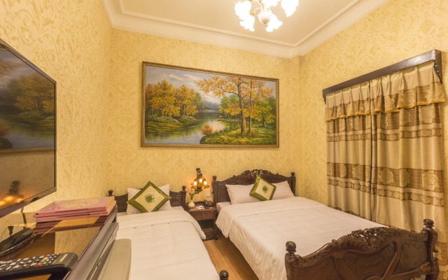 Dragon Hotel