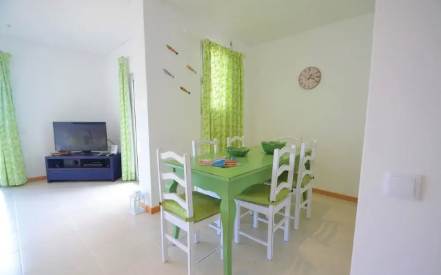Vision - Ocean View in Nazar