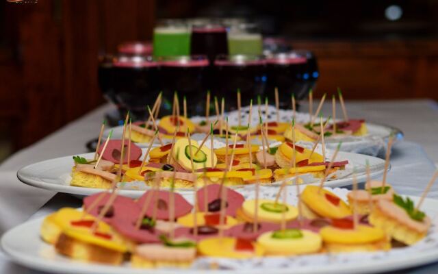 Shehrazad Nile Floating Hotel