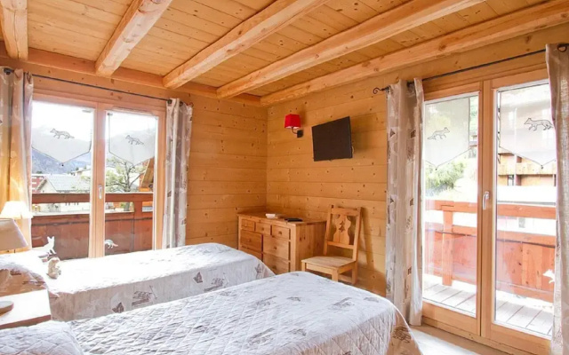 Chalet in Les Deux Alpes With Private Pool