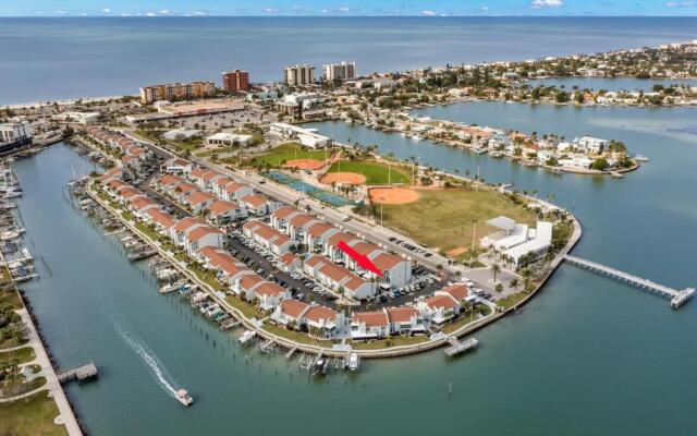 Madeira Beach Yacht Club 357h