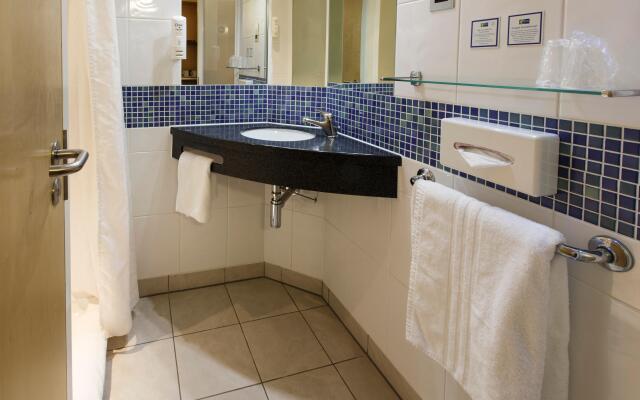 Holiday Inn Express Antrim by IHG