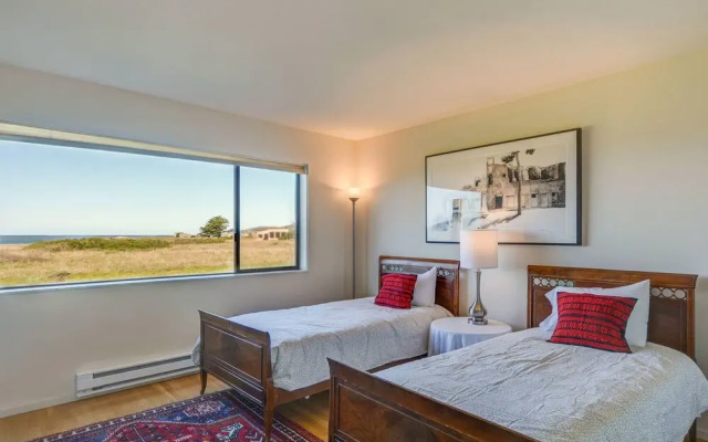 Neel Nirvana Deck W/ Bbq & Community Pool!