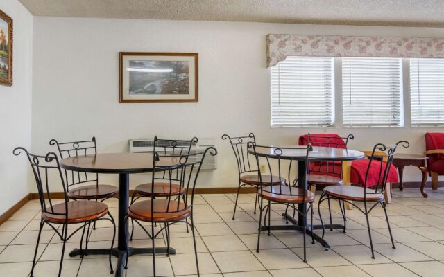 Motel 6 Brighton CO Denver Northeast