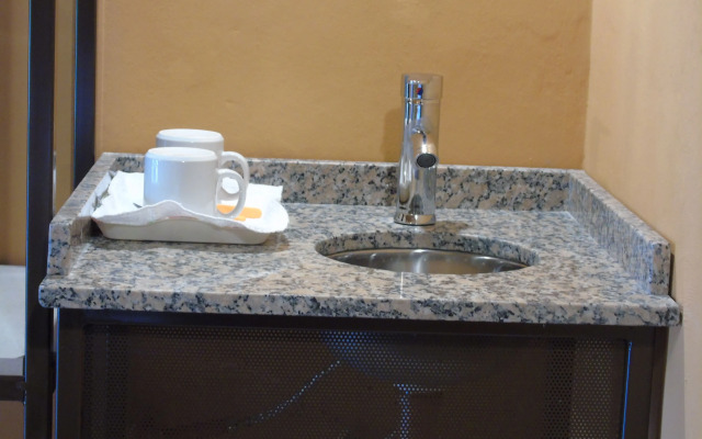 Bella Luna Posada & Suite