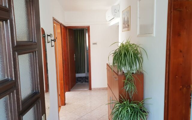 Apartments Josip