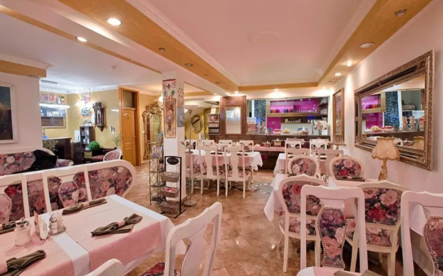 Hotel Herc
