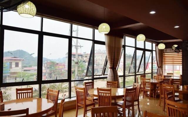 AHA Sun Hotel Moc Chau