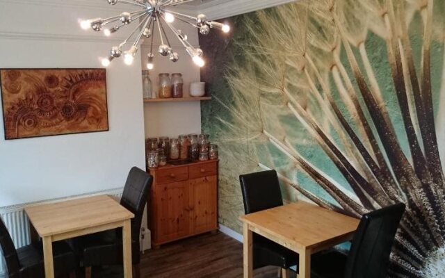 Robertsbrook Guest House